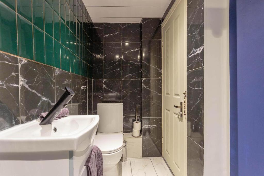 Апартаменти Beautiful Boutique Edinburgh Abode - Sleeps 4 Екстер'єр фото